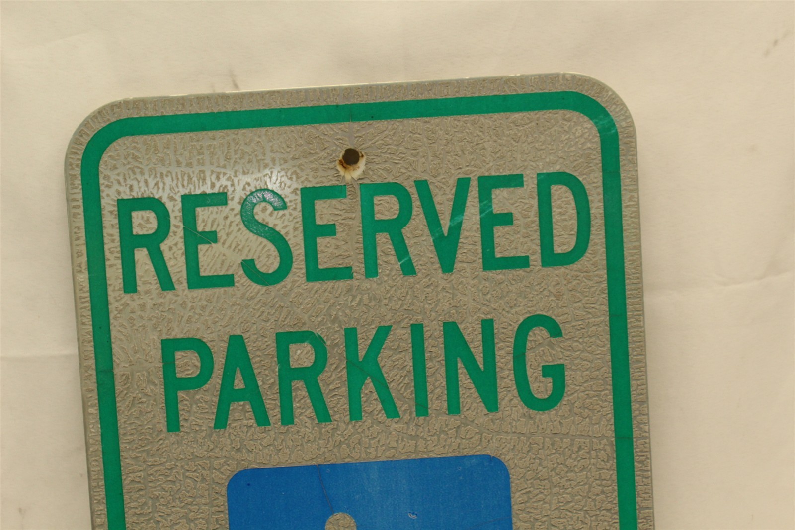 Vintage Handicapped Parking Sign Aluminum 12″ x 18″ Blue / Green