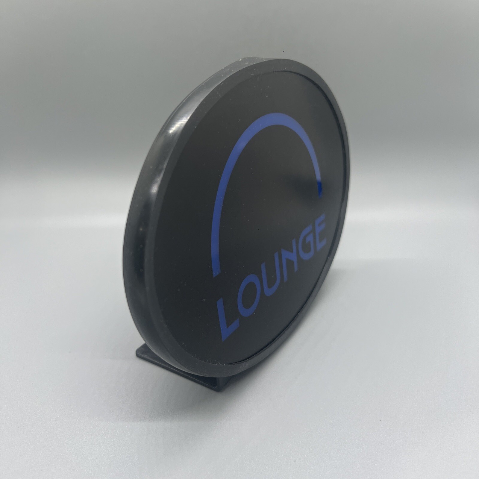 Light Up Lounge Sign – Battery Operated