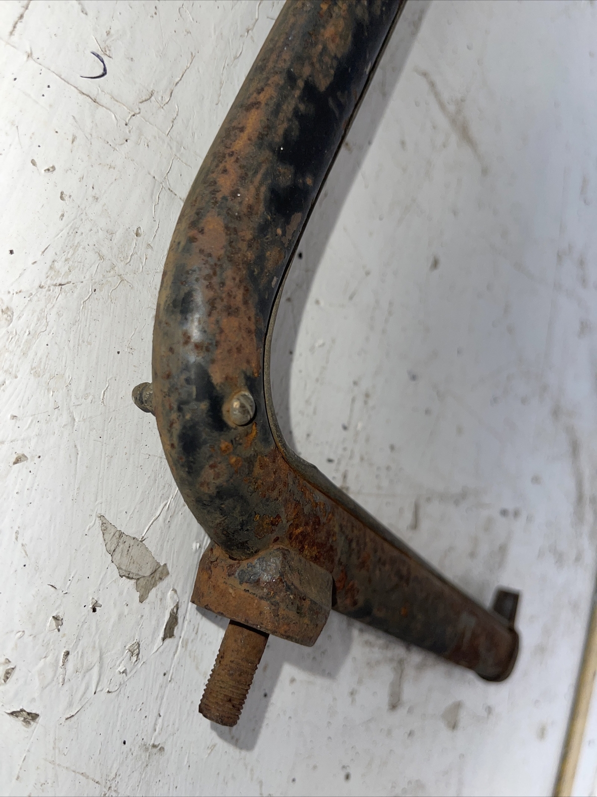 Vintage Windshield Frame 37-1/8″ – 37-1/4″. x. 10-3/4″ – #31