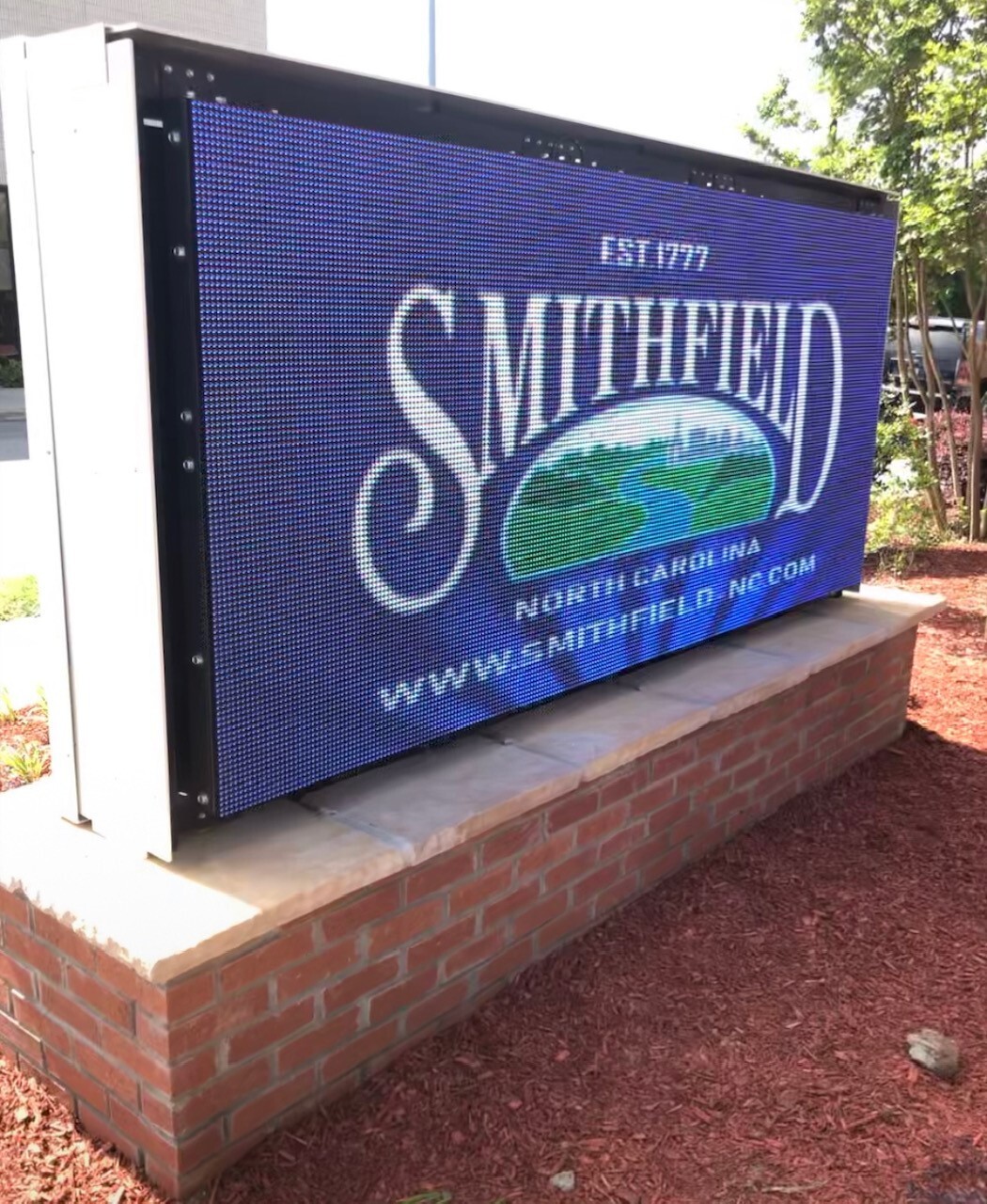 LED Sign Outdoor Board Full Color Programmable LED Board 6 ft x 4 ft LEDSign-USA