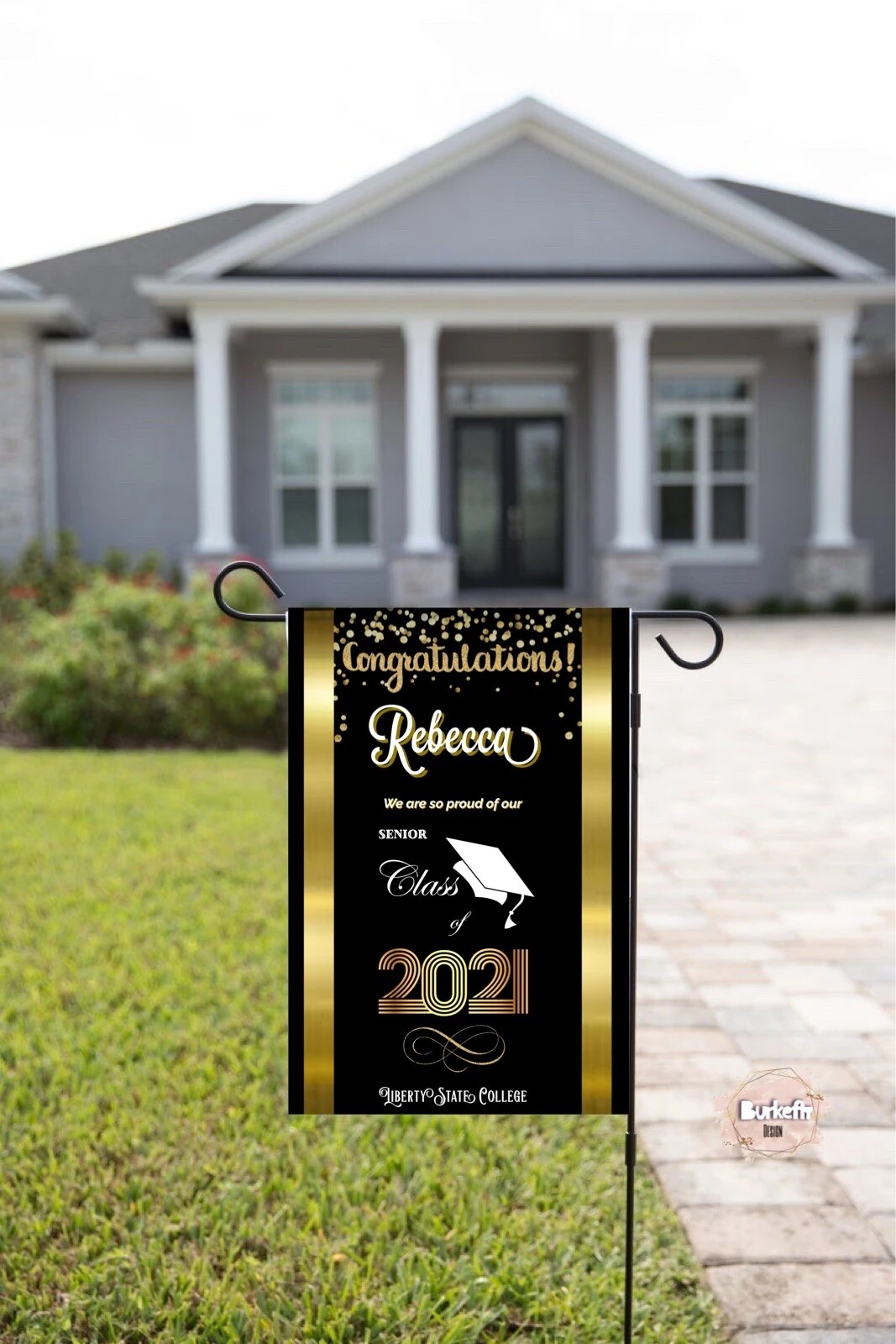 Printable Yard Sign Senior Class of 2021 – Black and gold Digital Graduation HD