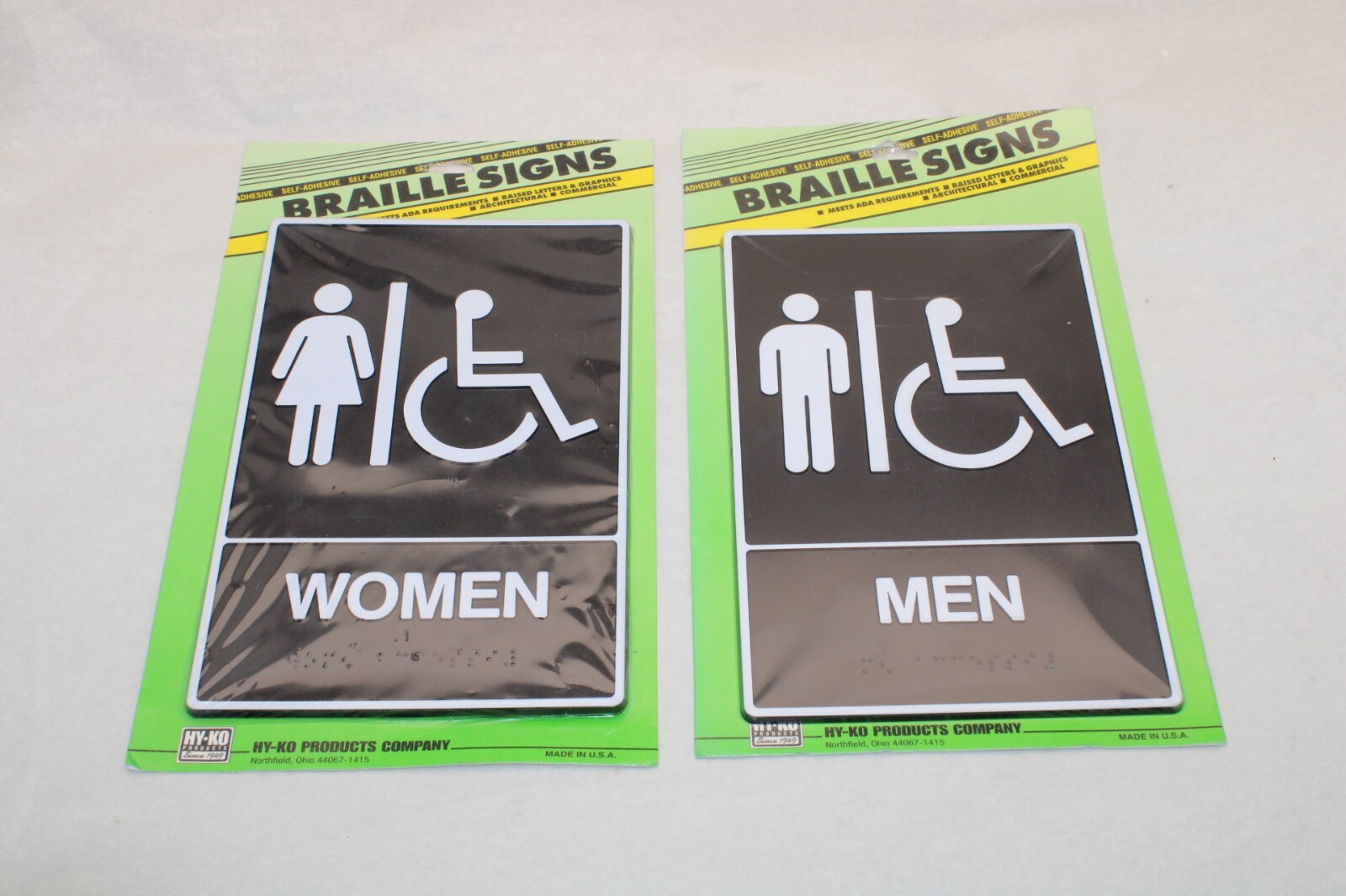 Men & Women Handicap Braille Restroom Sign Hy-Ko Products 6×9 Self Adhesive (km)