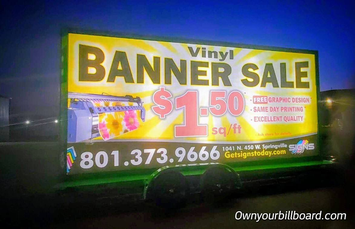 Solar Powered Mobile Billboard Trailer 10 x 20 Increase your sales by 35%