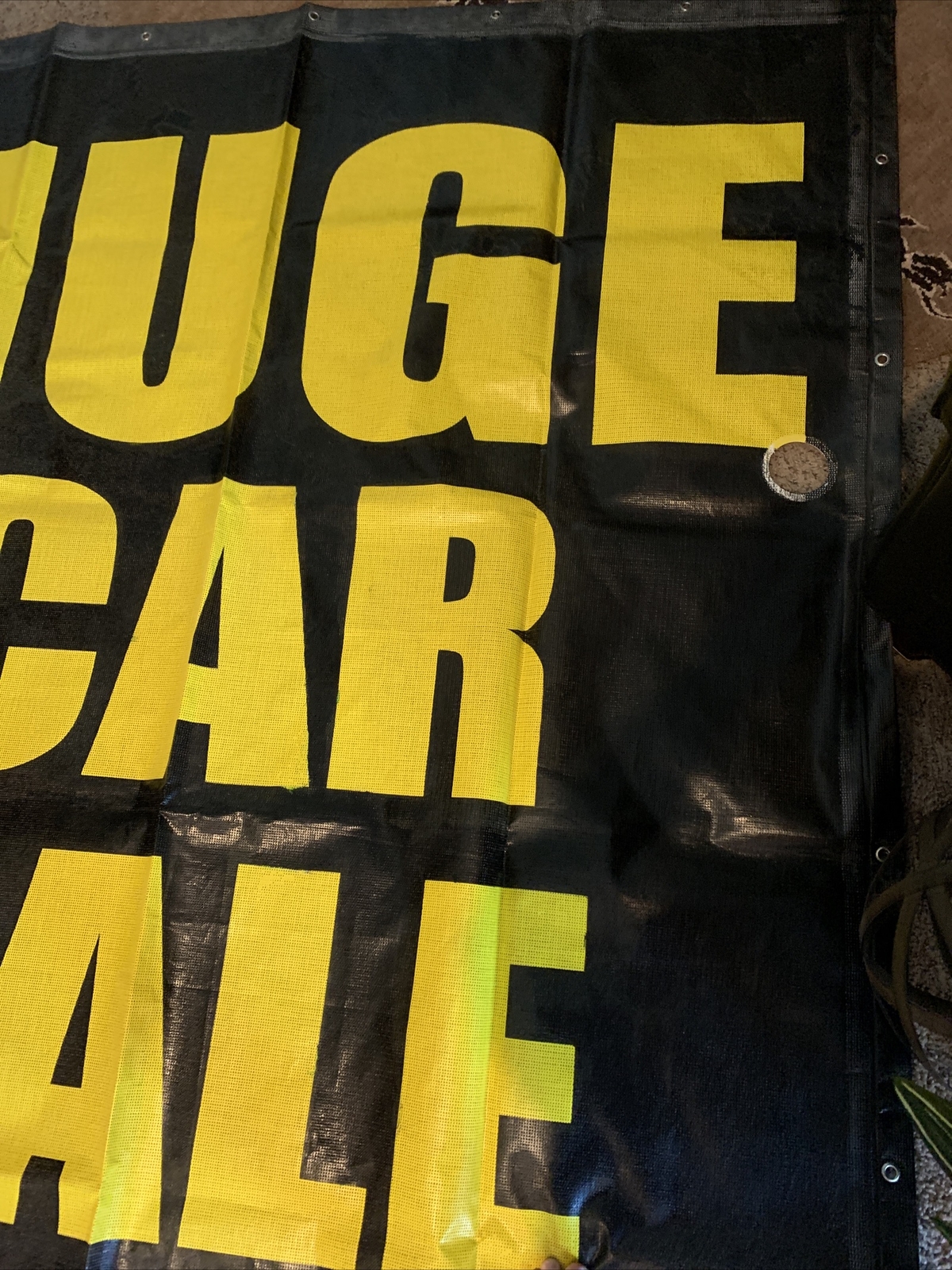 2 NEW HUGE L/R ARROWS CAR BANNERS XL Outdoor Sign Auto Dealership HUGE 94″ x 65″