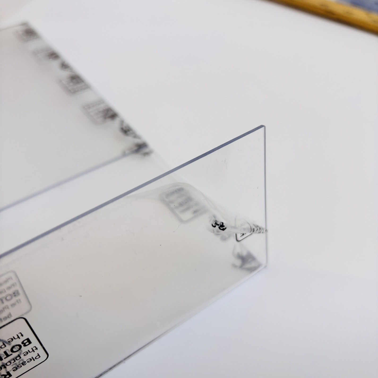 Lot Of 4 Clear Acrylic 8.5″x11″ Photo Frames Vertical Display E1-061
