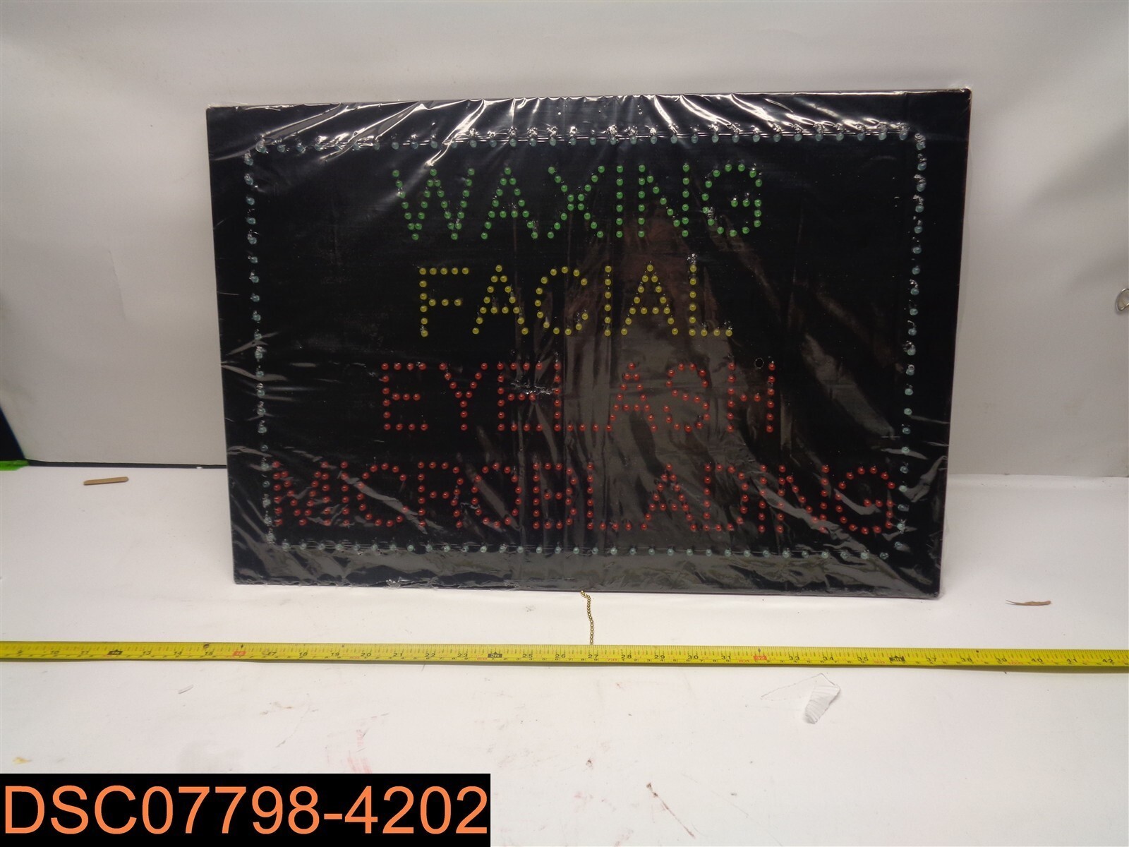 LED Facial Waxing Sign With AC Adabptor & Mounting Chain Size: 23 5/8″ X15 3/4″