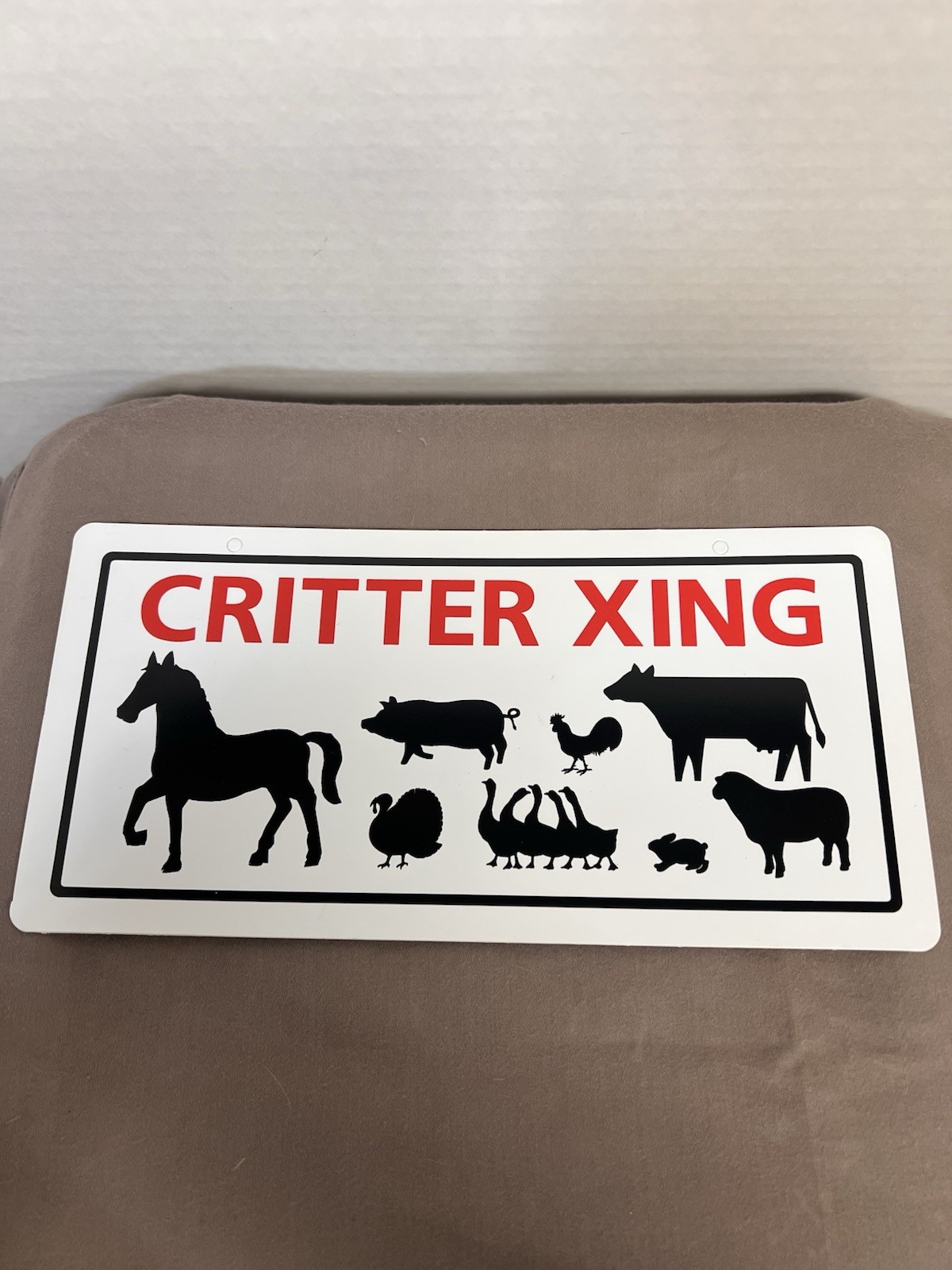 Hillman 848607 Red & Black White Plastic Critter Xing Sign – 5″ X 10″ Farm Anim