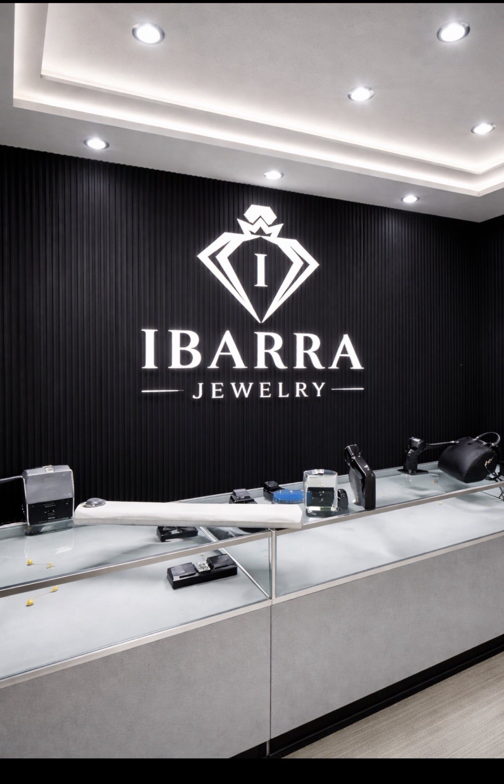 Ibarra Jewelry LED Illuminated Wall Sign Gold Buying Poster Black White Gold