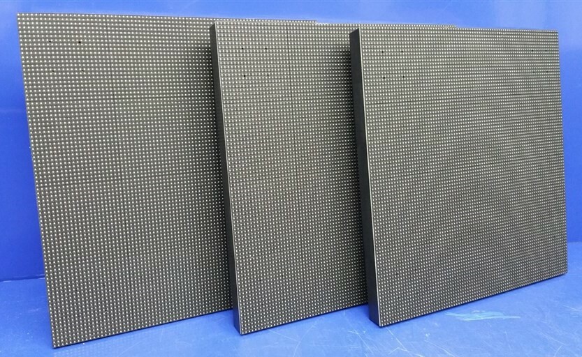 Lot of 3 – LED Billboard Replacement Panel – 84×84 pixel – 9-13/16 1001892