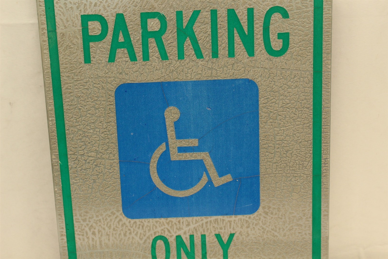 Vintage Handicapped Parking Sign Aluminum 12″ x 18″ Blue / Green
