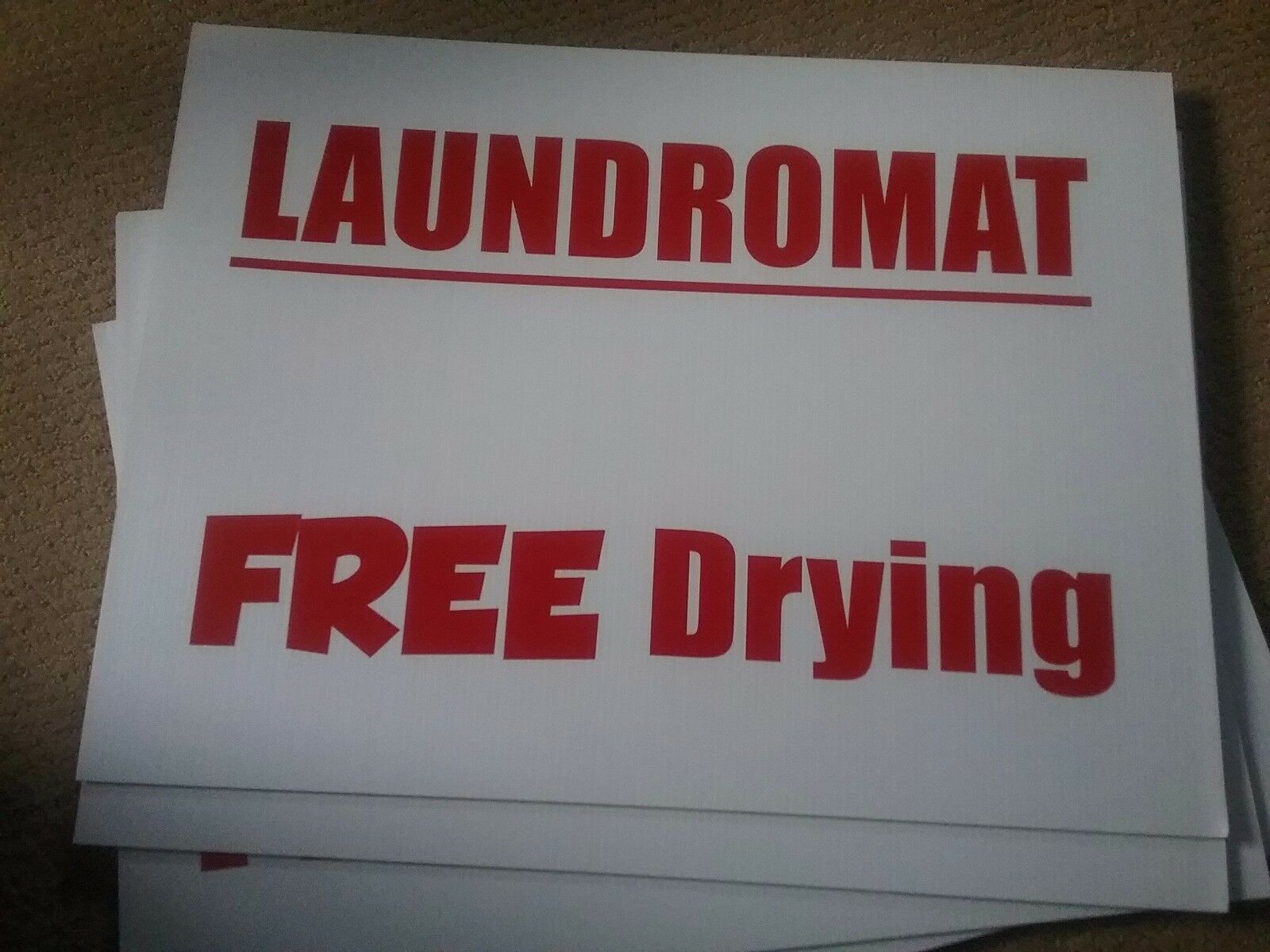 Custom Yard Signs FREE Stakes – Commercial Signs