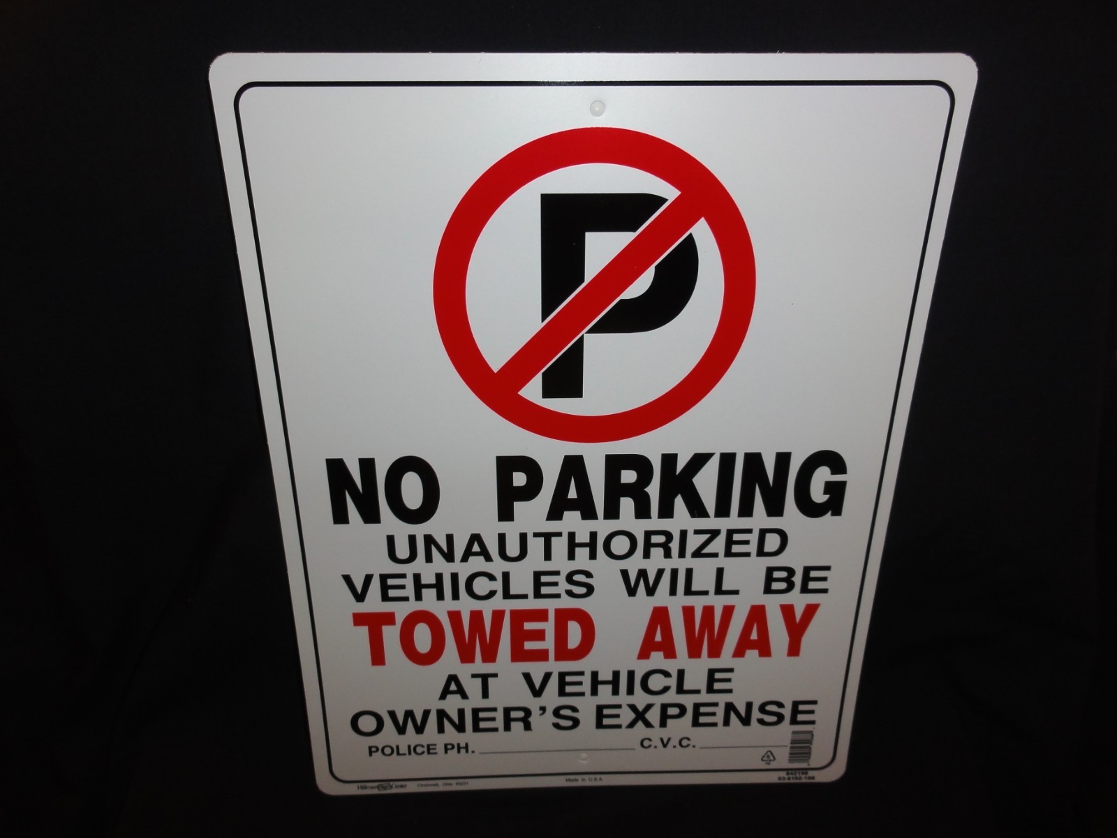 No Parking – 15″ x 19″ Wall / Fence, Plastic Sign