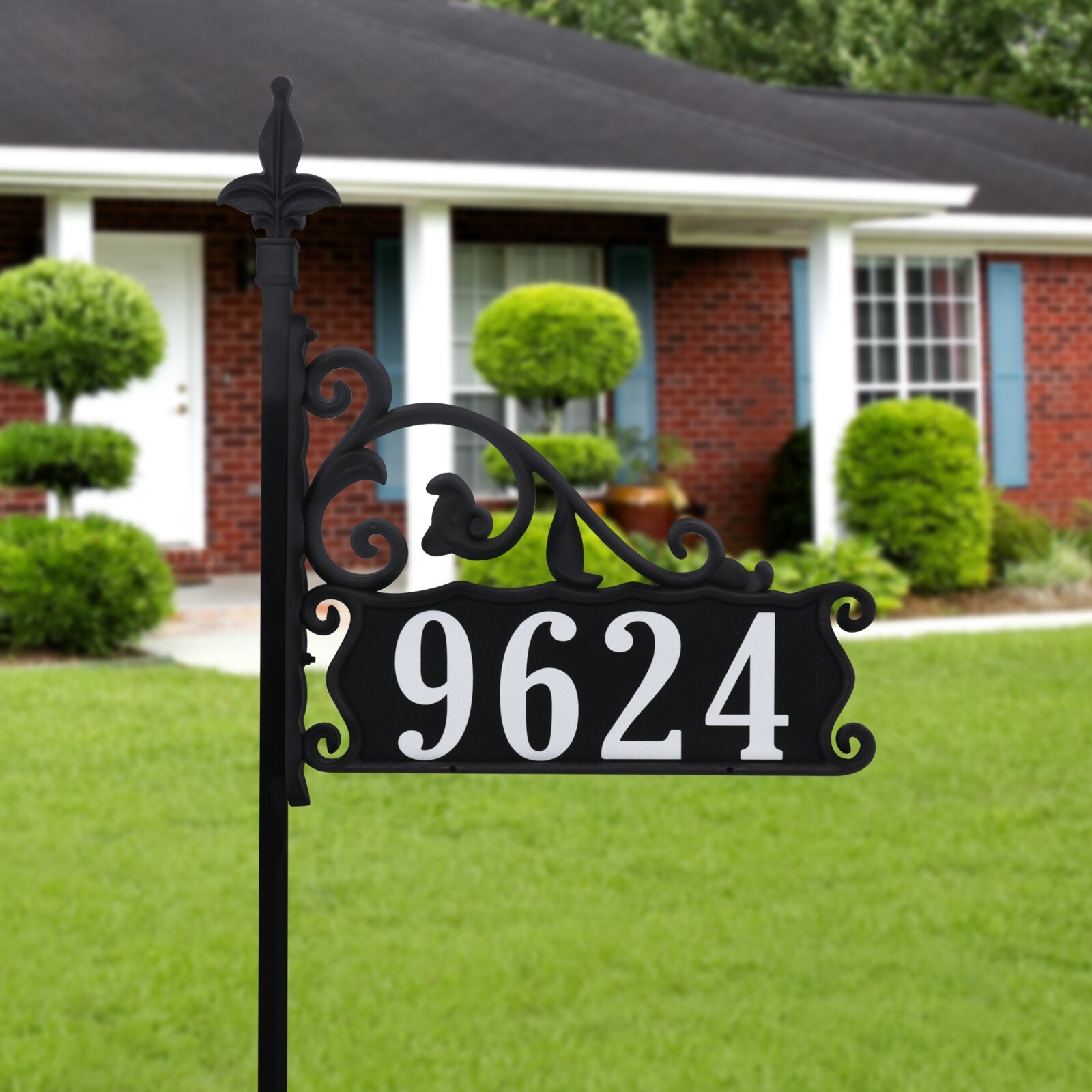 Wholesale Lot Of Boardwalk 48″ Reflective Address Signs Starter Kit – 18ct