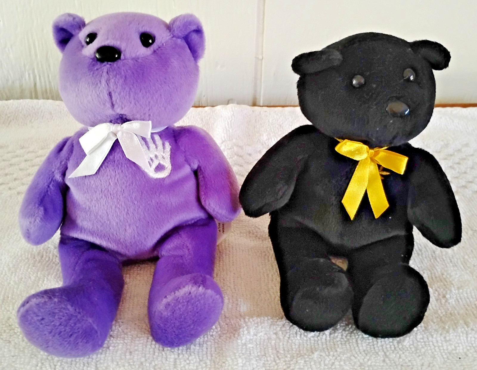 Lot of 2 Promotional Plush Bears for “The Hunger Site” /”The Rescue Site” RARE
