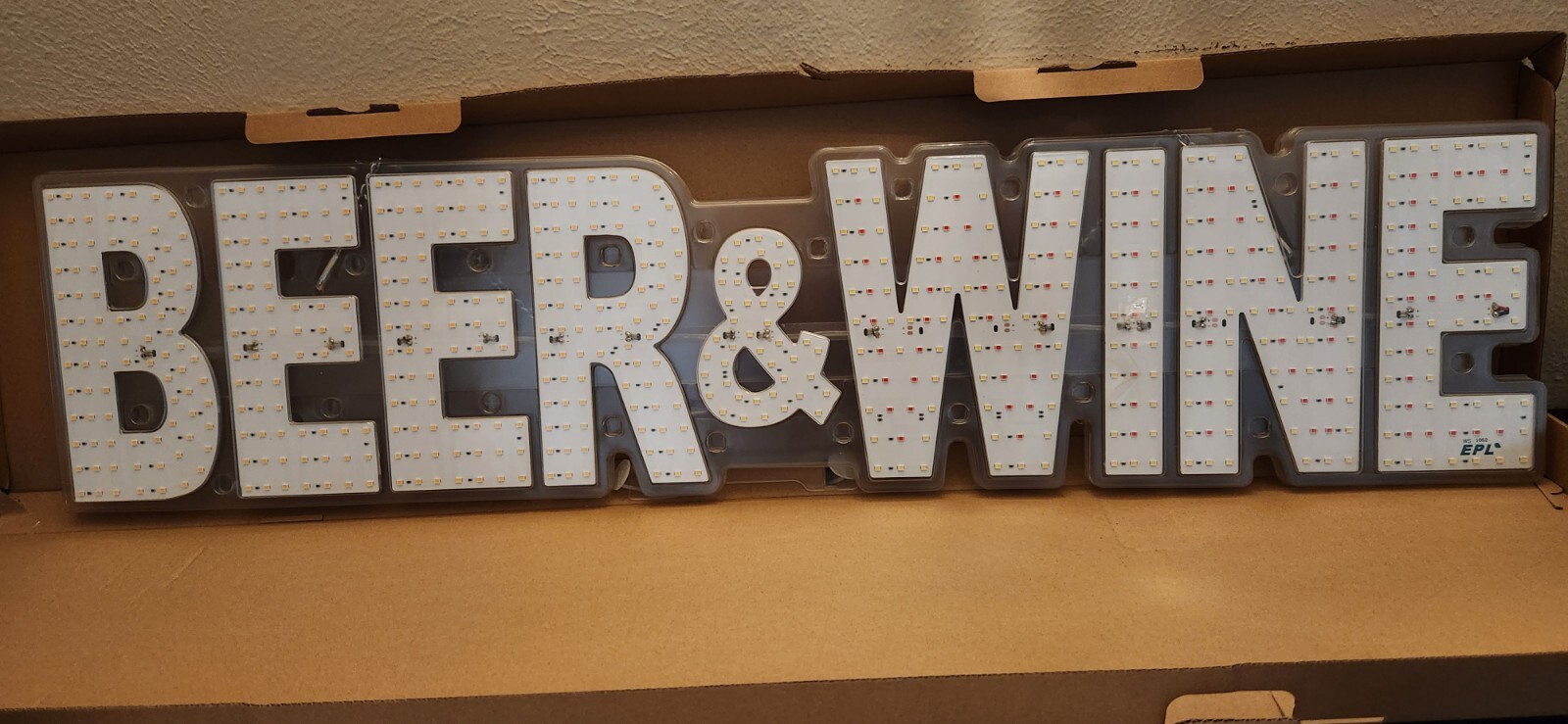 90x20x3.5CM SUPER BRIGHT Beer And Wine Business Sign in Red & White