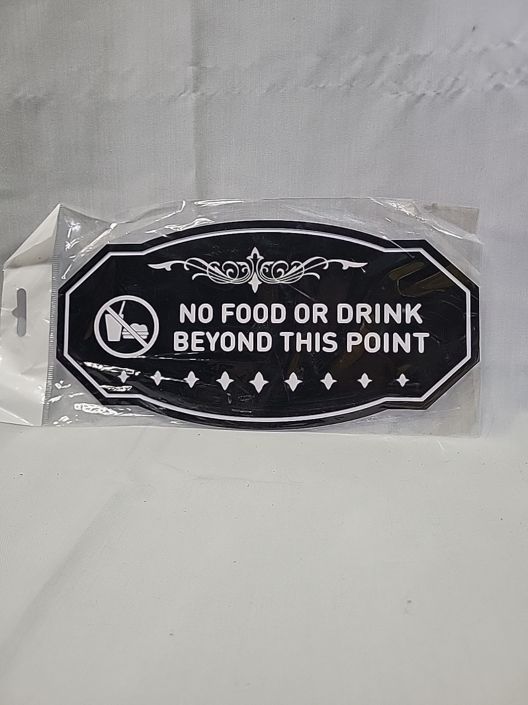 Victorian No Food Or Drink Beyond This Point Sign – Black/White – Large NEW