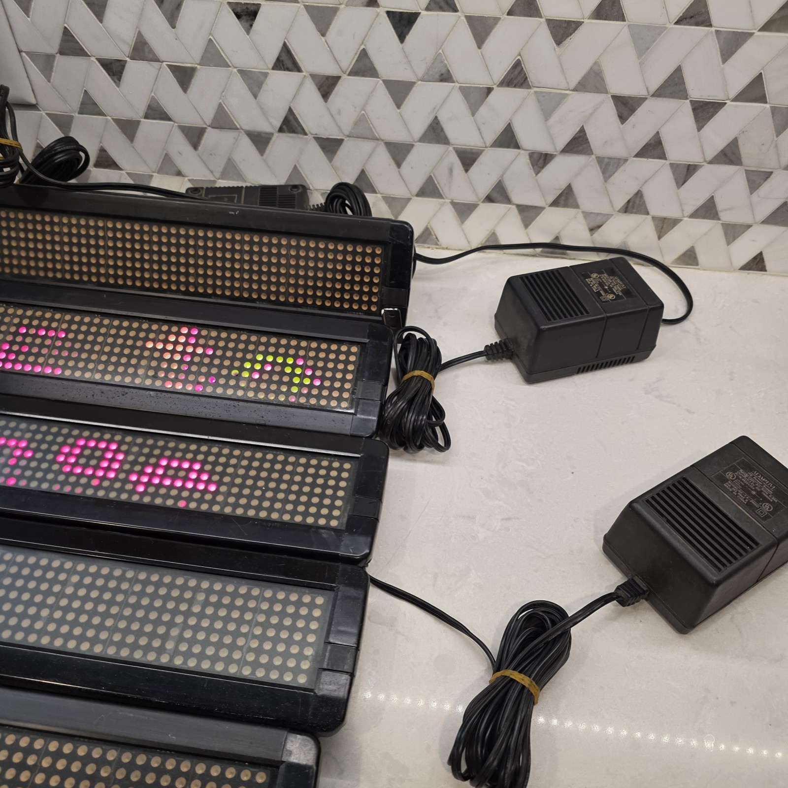 Lot Of 5 Adaptive Micro Systems 213C-1 Scrolling LED Signs 3 Power Supplies