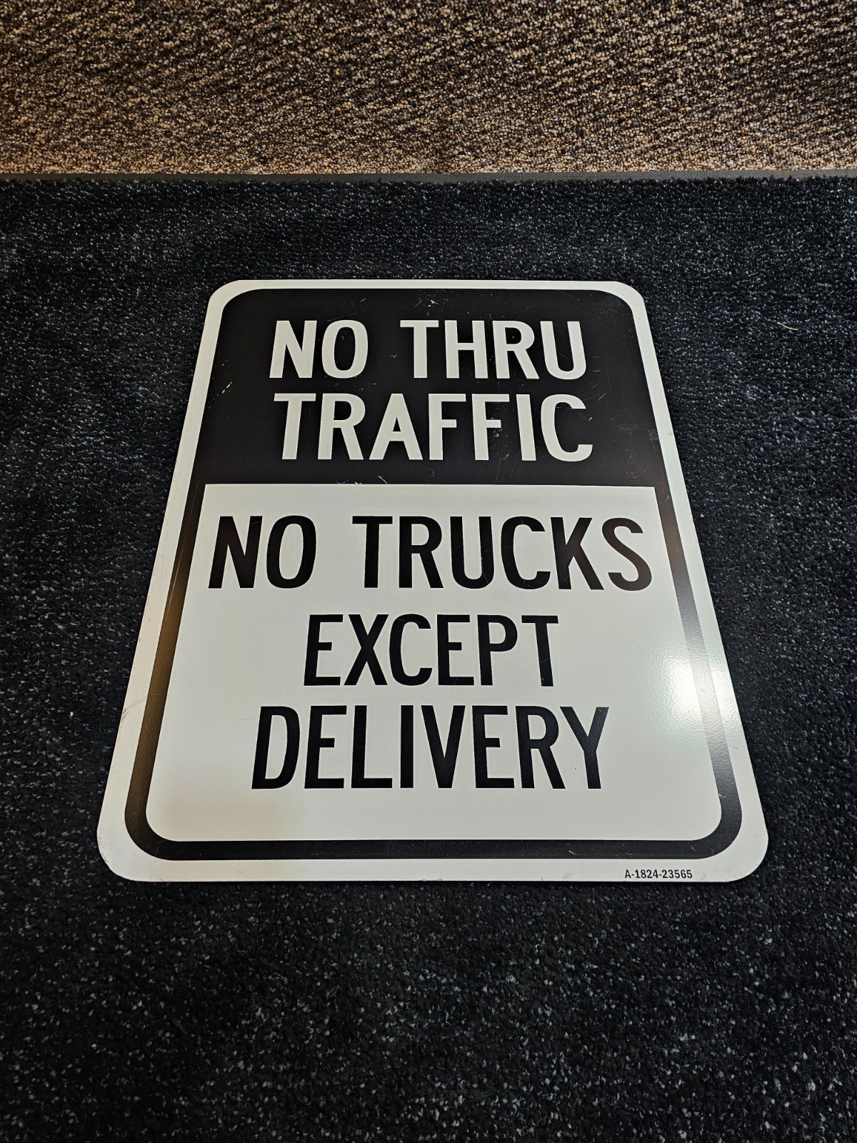 (QTY 2) No Thru Traffic – No Trucks Except Delivery 18″ X 24″ Aluminum Signage