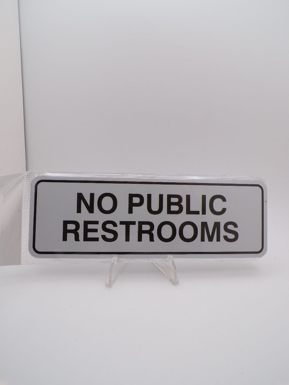 Standard No Public Restrooms Sign Small 1 Pack X003C5BOPL White Black