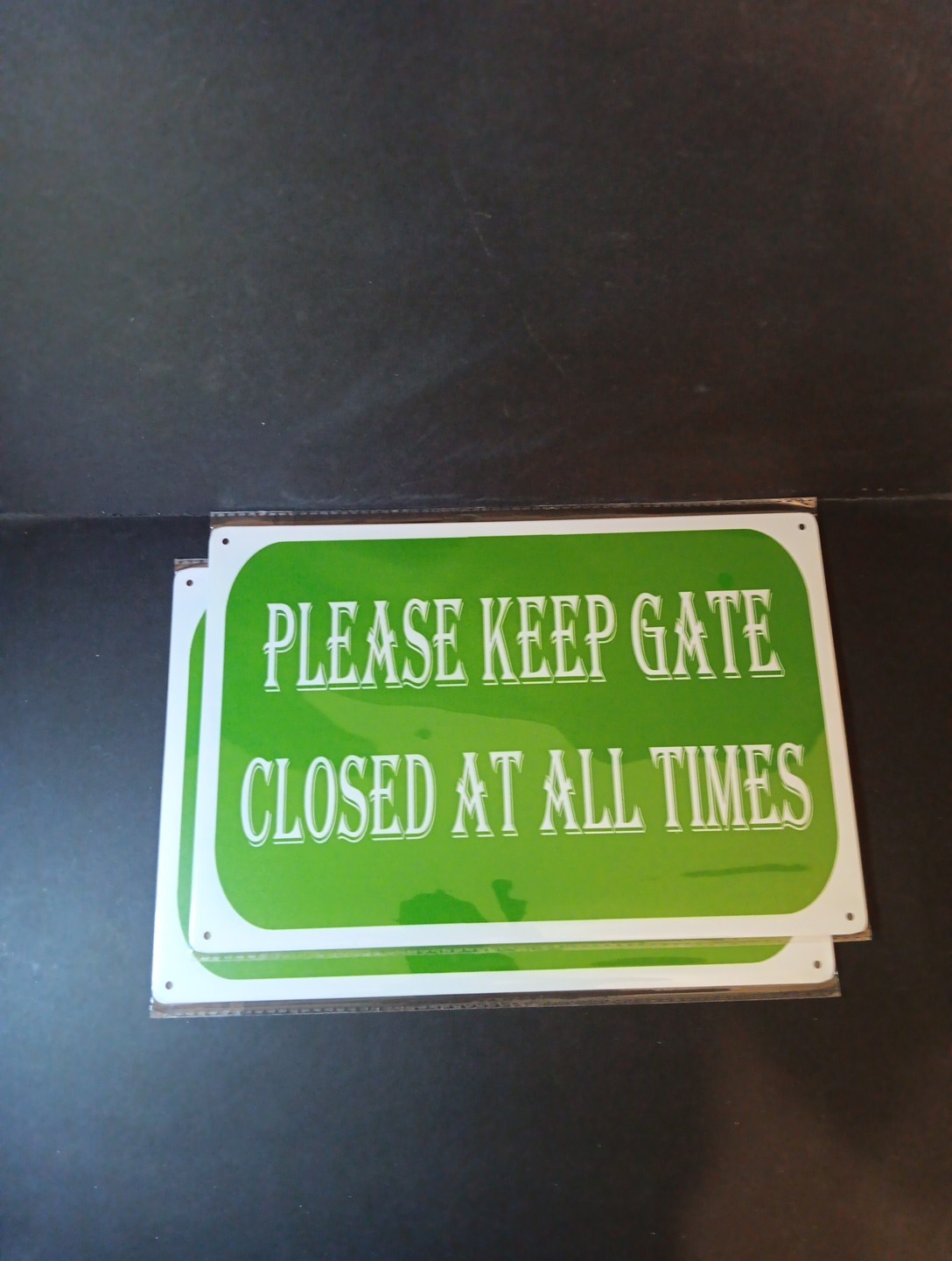 2 Pack Please Keep Gate Closed at All Times Signs Tin Metal Sign