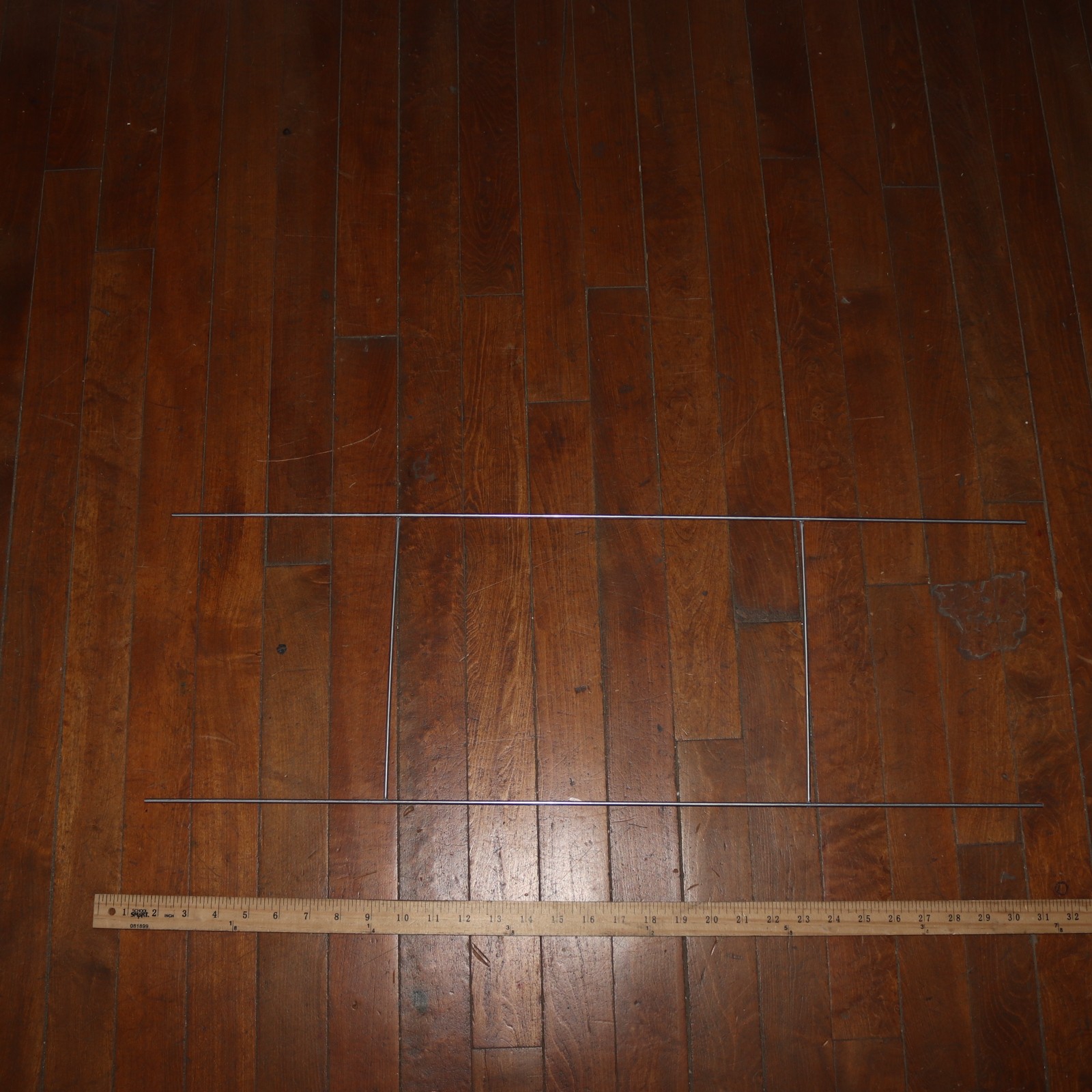 Sturdy H Frame Wire Step Stake Metal Silver 10″ x 30″ for Yard Sign