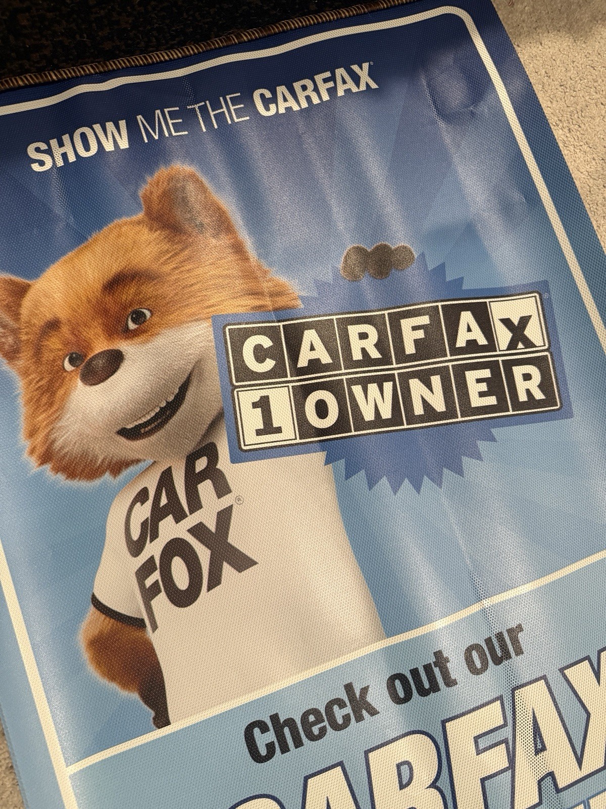 Carfax Canvas Sign 1 Owner Car Fox Inventory Sign 2’ x 3’ (24 in. x 36 in.)