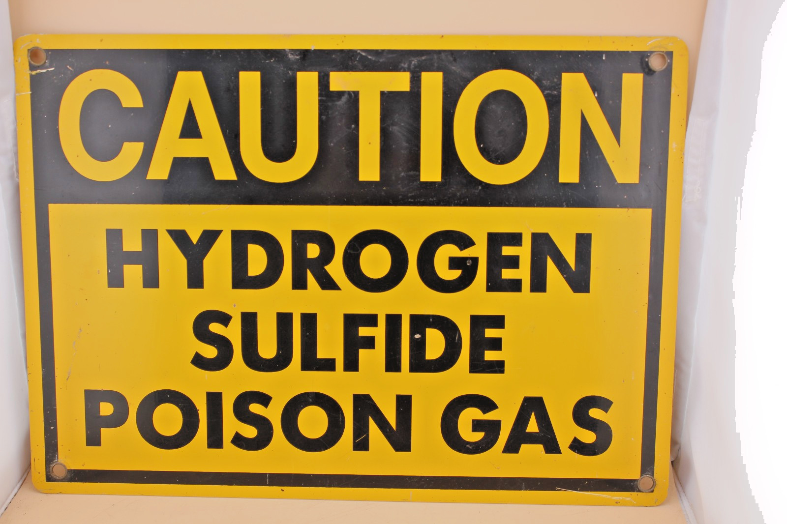 CAUTION SIGN HYDROGEN SULFIDE POISON GAS A-1 ENGRAVERS SIGN