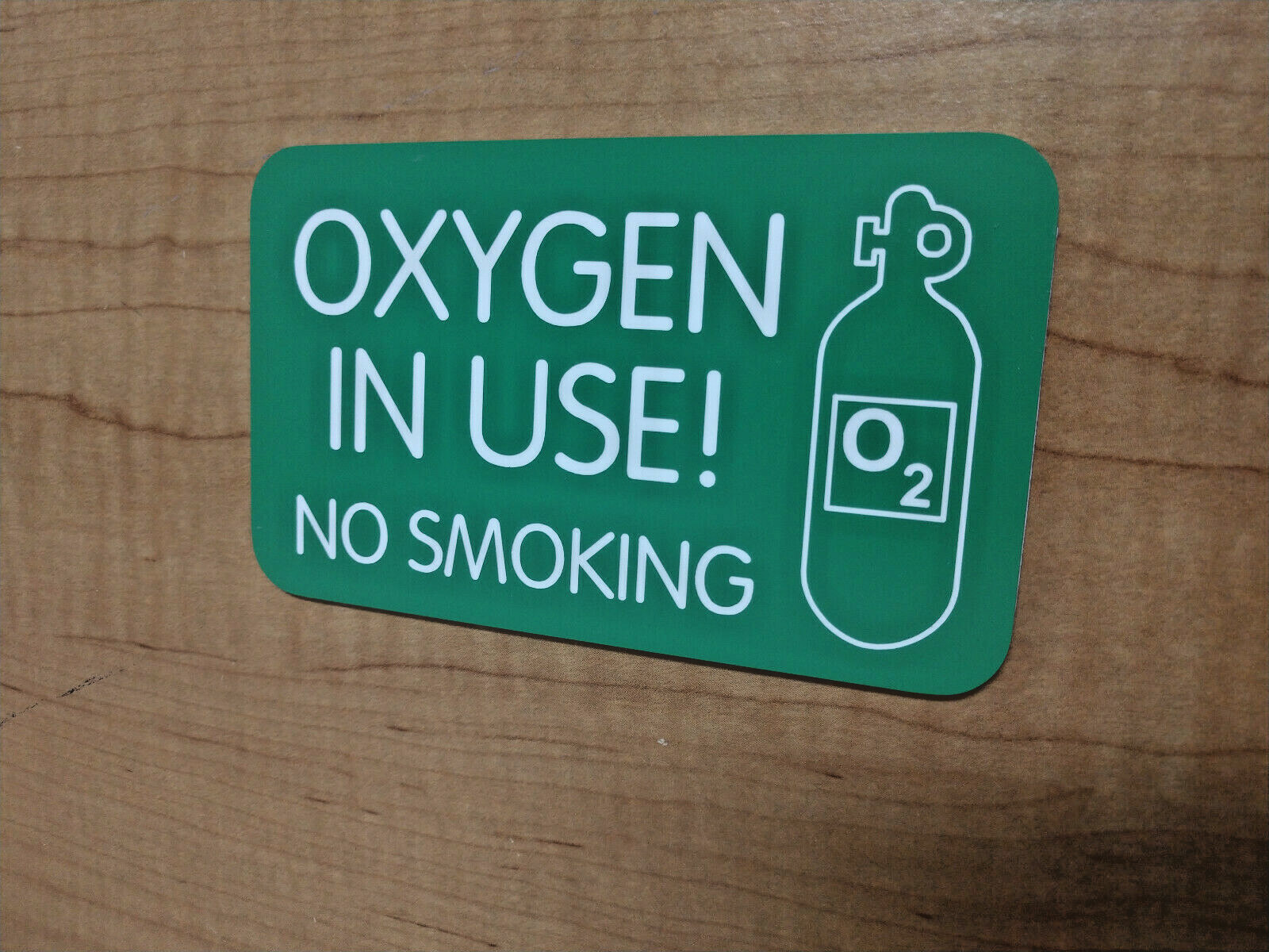 Engraved 3×5 OXYGEN IN USE House Sign / Front Door Danger Warning Smoking Plaque