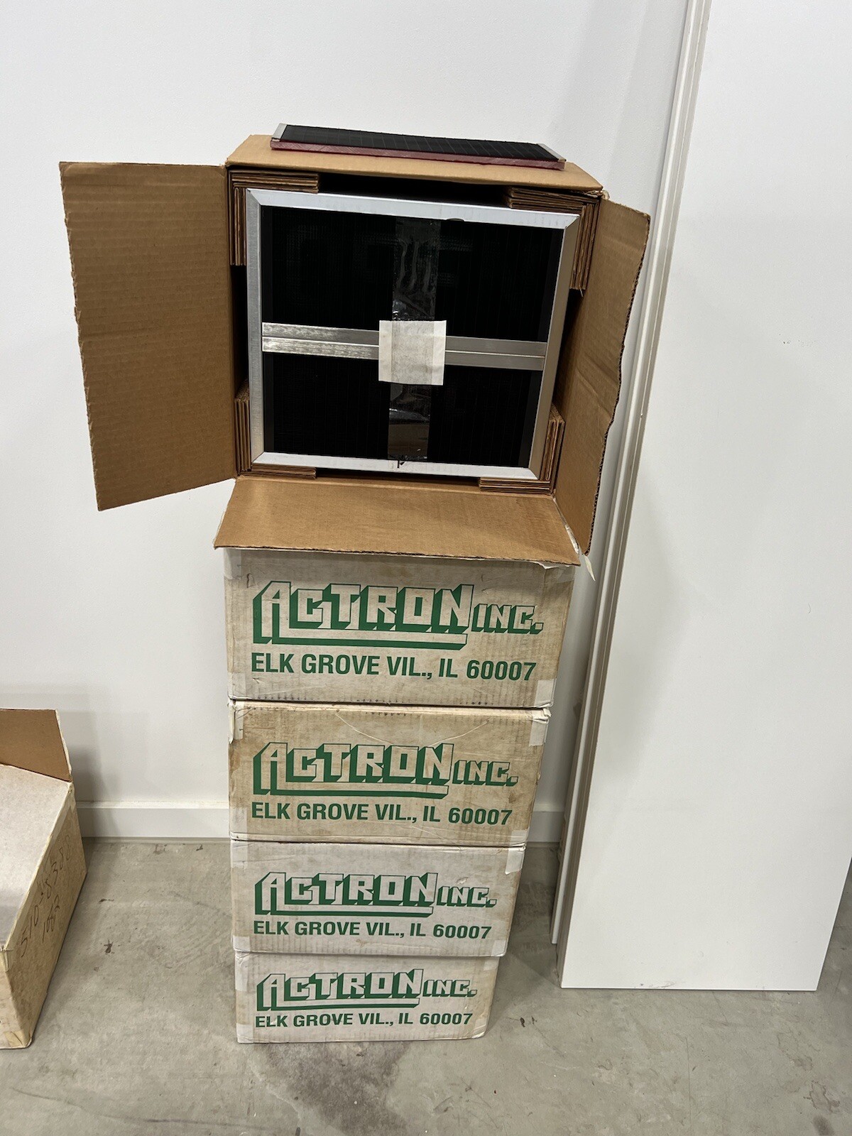 VINTAGE ACTRON INC. OPEN /CLOSED SIGN LIGHTED OUTDOOR DRIVE THROUGH INDUSTRIAL
