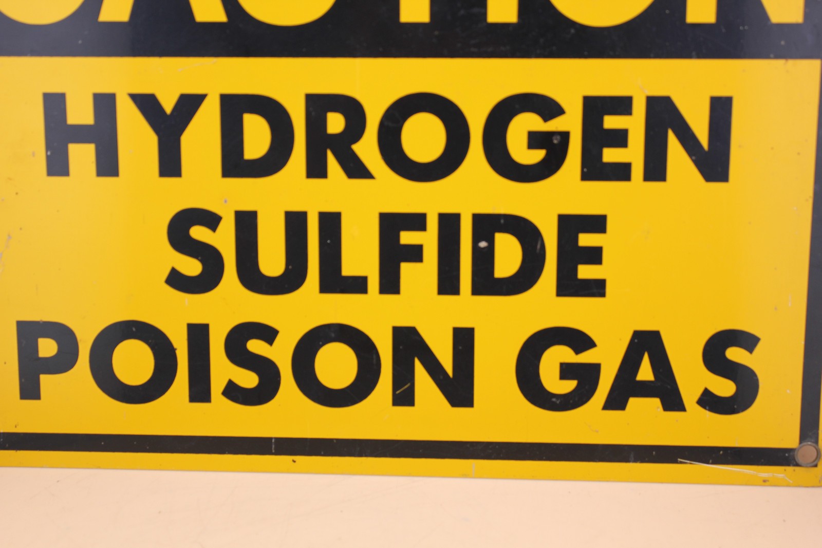 CAUTION SIGN HYDROGEN SULFIDE POISON GAS A-1 ENGRAVERS SIGN