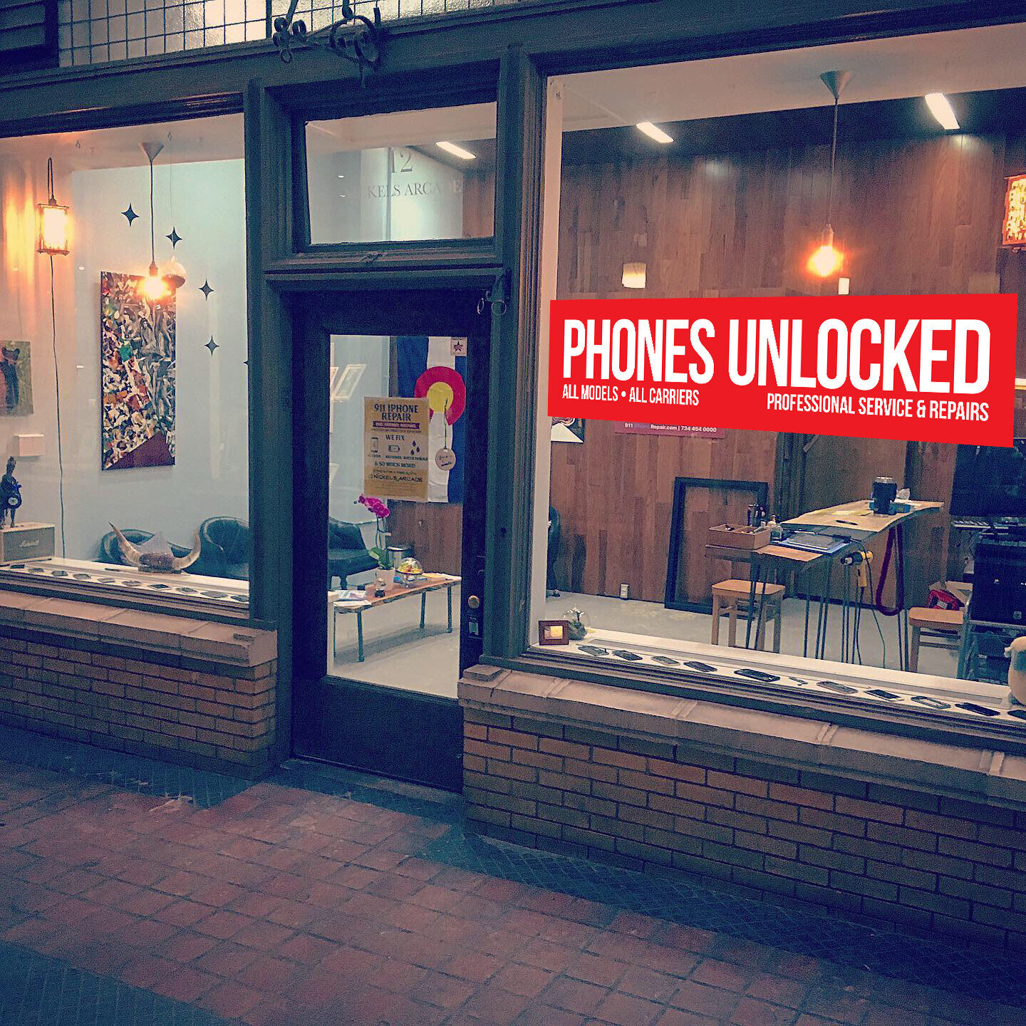 PHONES UNLOCKED Banner – Tech Phone PC Repair Business Outdoor Window Sign