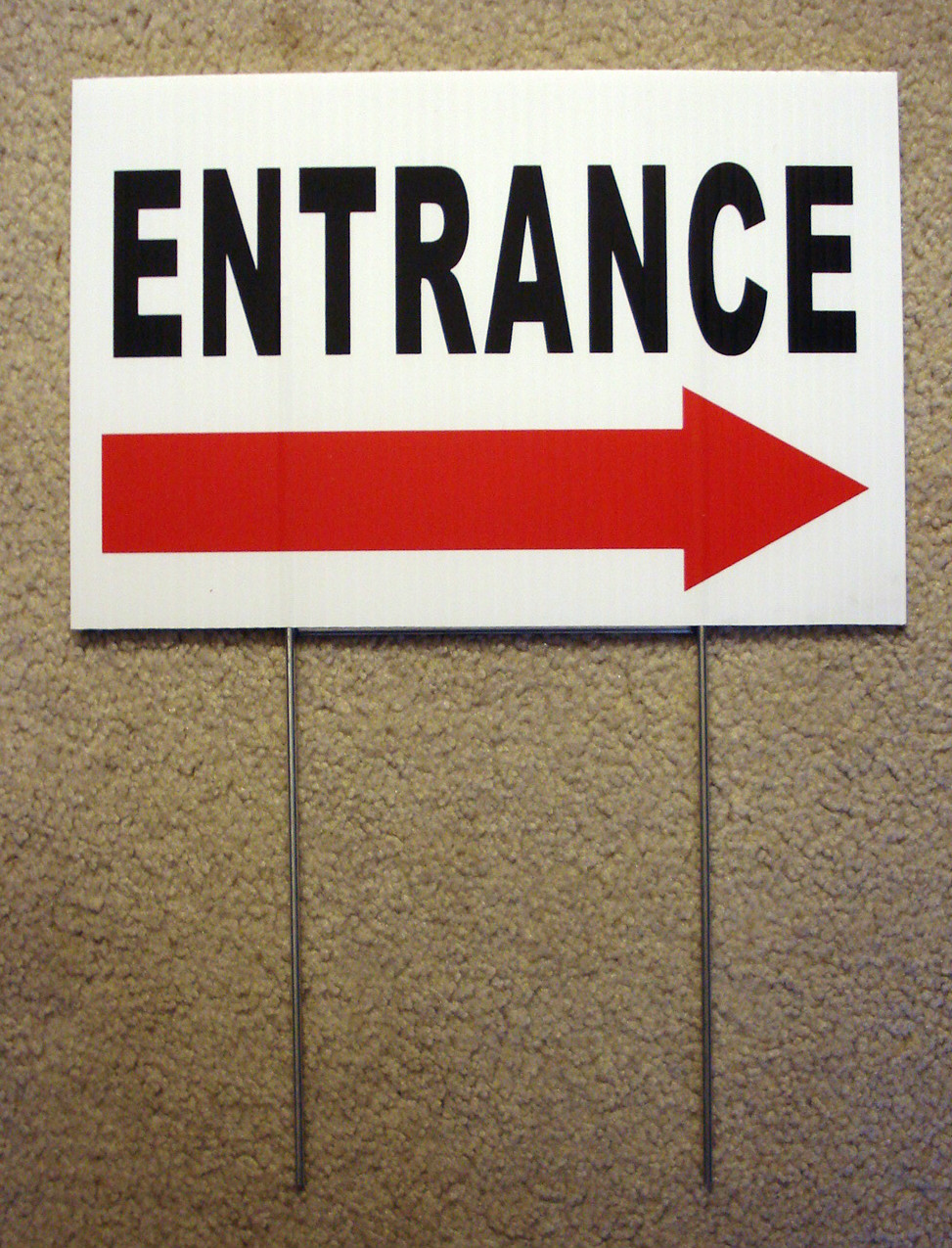 ENTRANCE with ARROW POINTING RIGHT 8″ x12″ Plastic Coroplast Sign with Stake