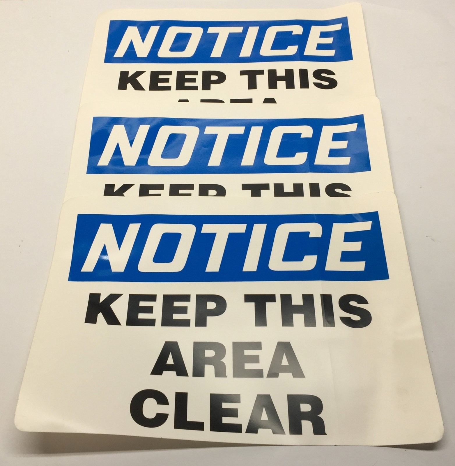 Unbranded 14″x10″ “Keep This Area Clear” Adhesive Back Decal [Lot of 3] NOS
