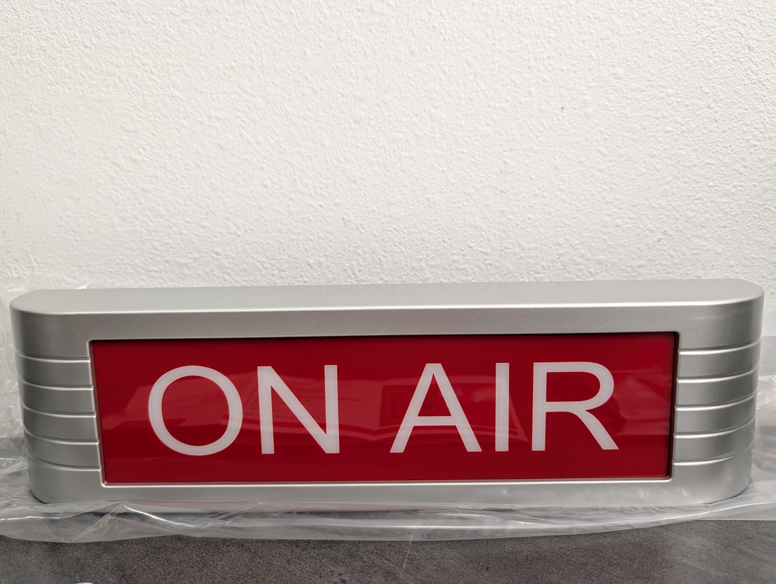 ON AIR Sign LED Light Wall Mountable Recording Sign for Studio Home Office Live
