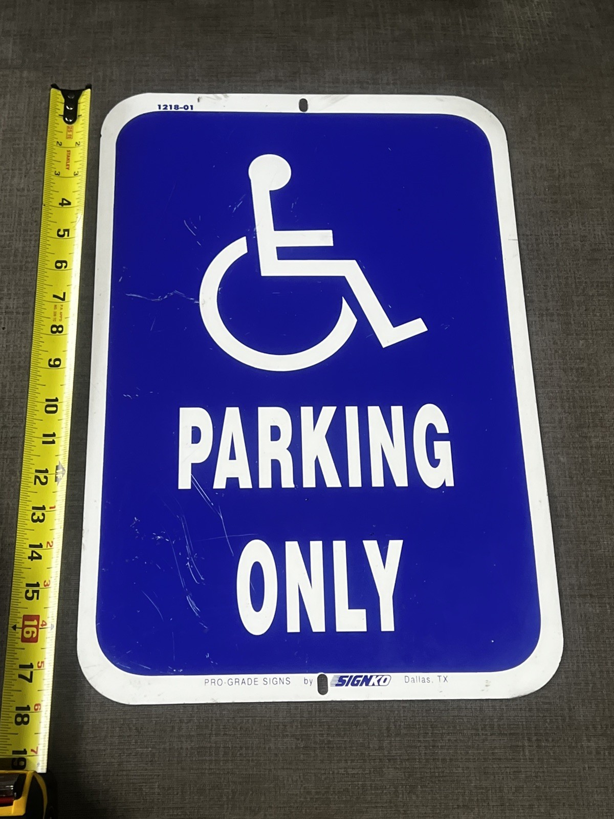 Handicap Parking Sign. 12×18 Inch