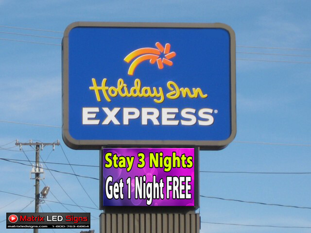 LED Sign Outdoor Full Color 2 Sided LED Programmable Message Digital Sign P6
