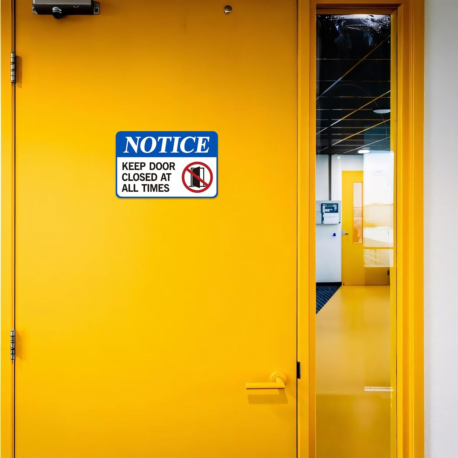 Keep Door Closed Sign，Self-Adhesive Weatherproof and Fade-Resistant Please Keep