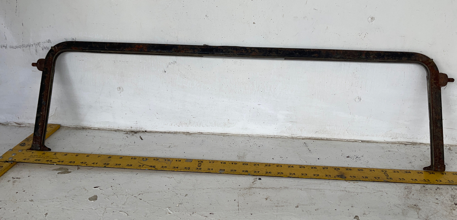 Vintage Windshield Frame 37-1/8″ – 37-1/4″. x. 10-3/4″ – #31