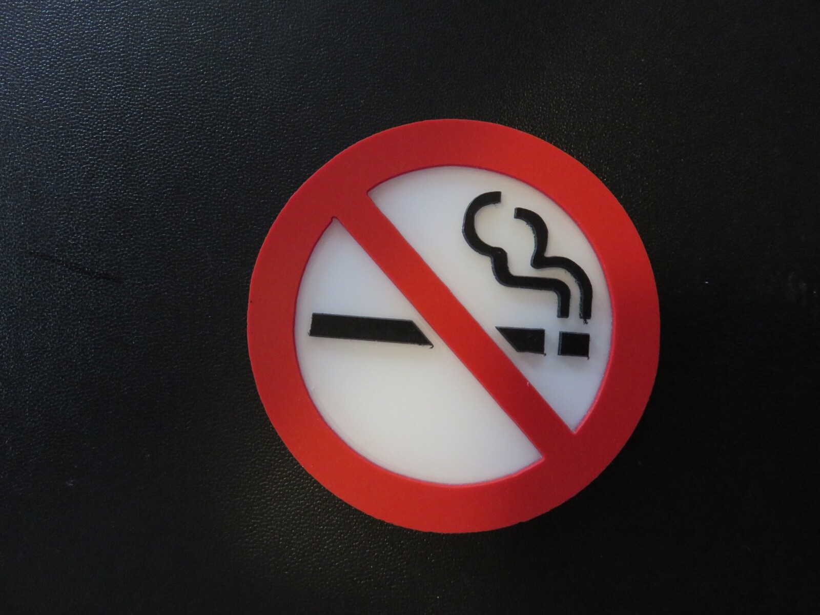2 1/2″ Diameter 3-D NO SMOKINGPictorial 1/16″Thick Plastic Sign Adhesive on back