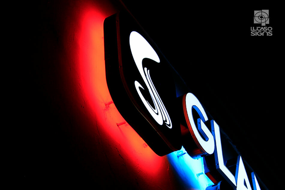 Channel Letters Double Light on Raceways with Back Panel set 20×1.5 feet