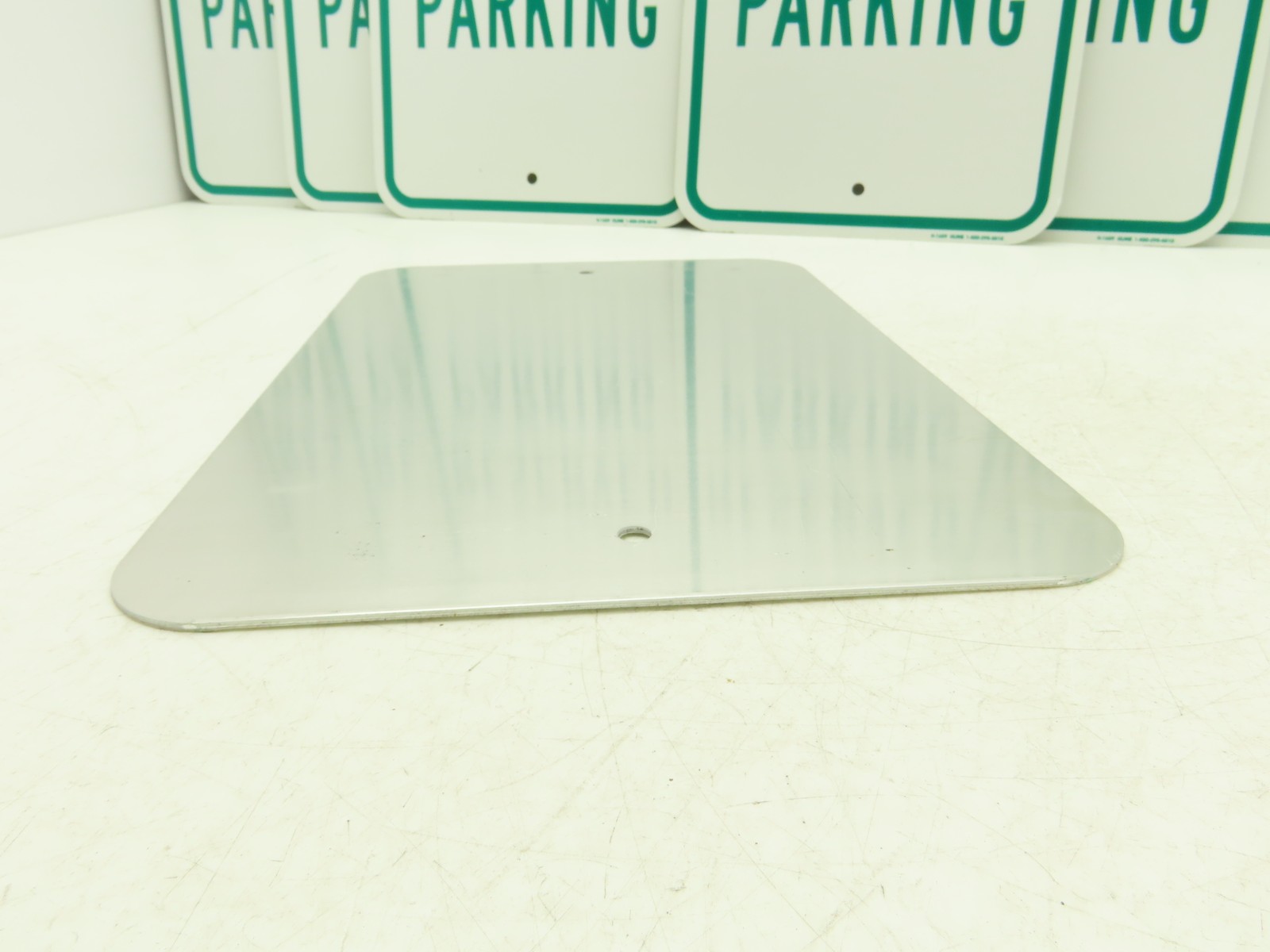 Uline H-1659-SIGN Reserved Parking Sign Green 12 x 18″ Aluminum Lot of 8