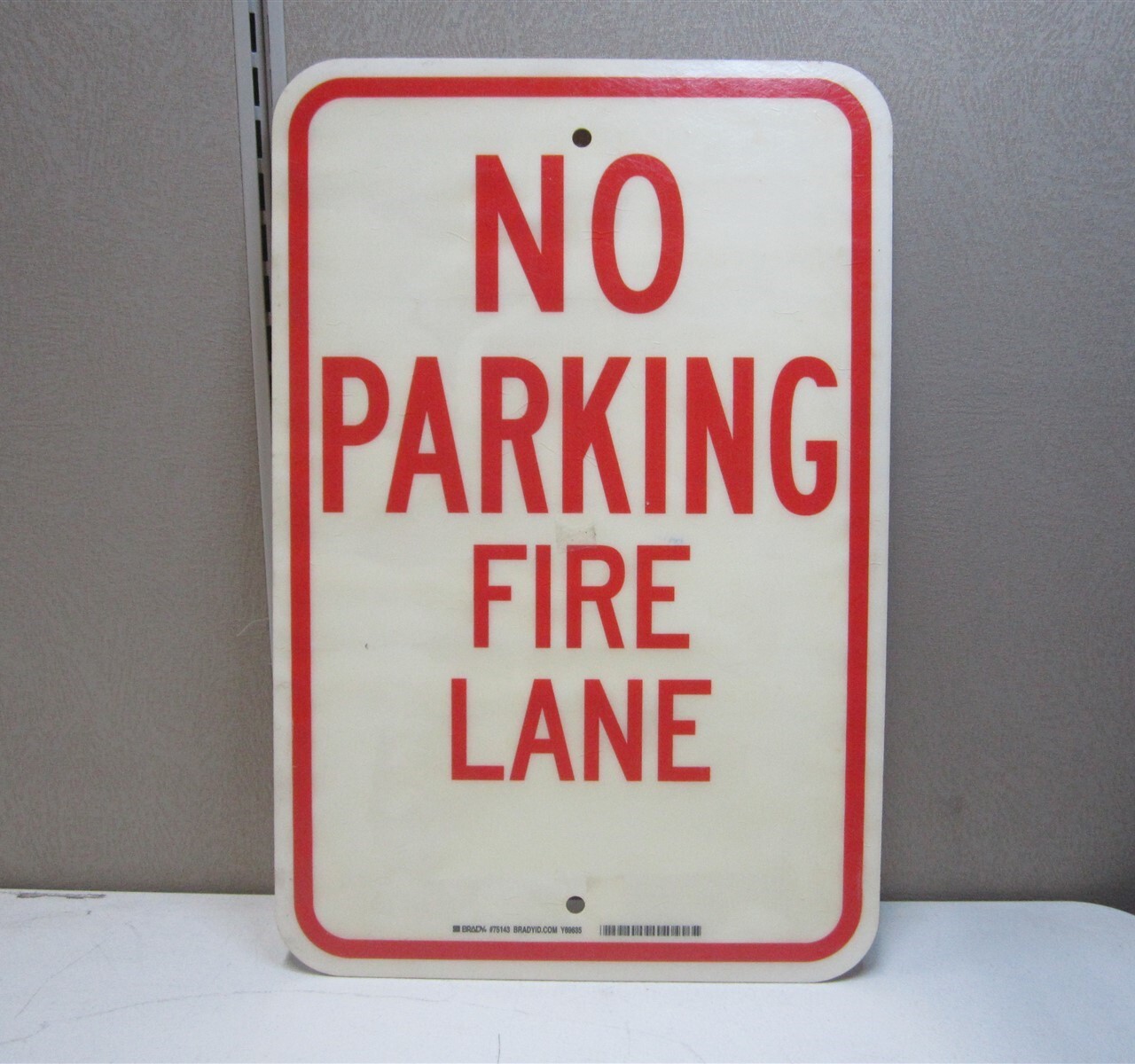 Brady (75143) 18″ x 12″ No Parking Fire Lane Fiberglass Street Sign
