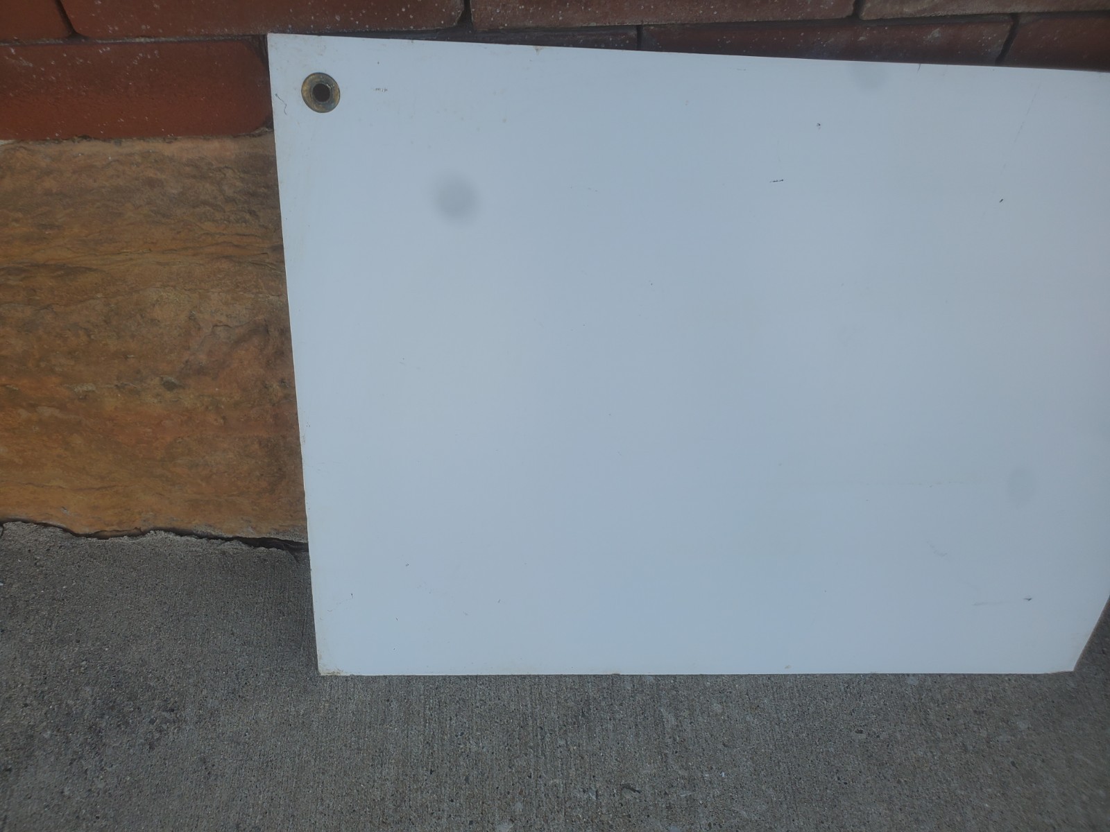 24″ X 18″ Sign Shades Of Elegance Hampton Iowa Norvell Tanning Hard Plastic