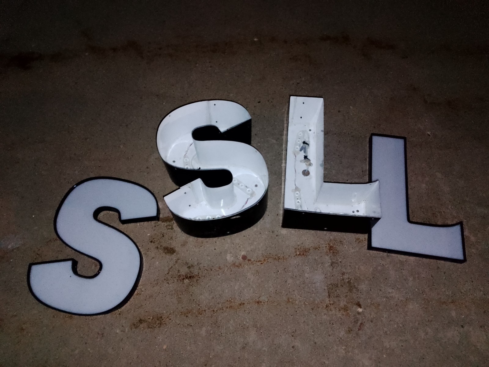 16′ Tall 6′ Deep 1ft wide LIGHT UP MARQUEE SIGN LED outdoor or indoor metal “L”