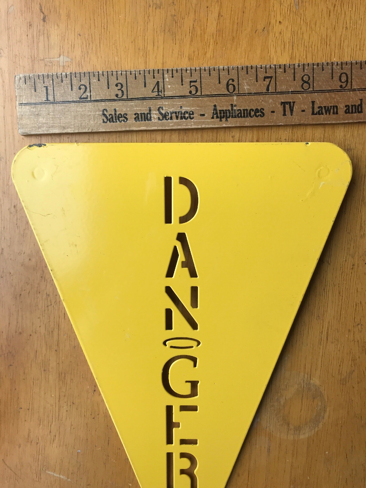 Metal Yellow DANGER Sign 12”x9” (NEW) Qty-1 Free Same Day Shipping!