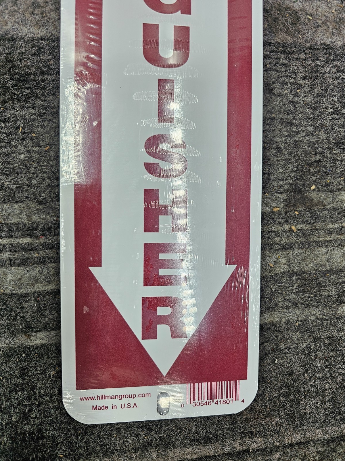 (QTY 6) HILLMAN 844112: 4″ x 18″ White & Red Aluminum Fire Extinguisher Sign