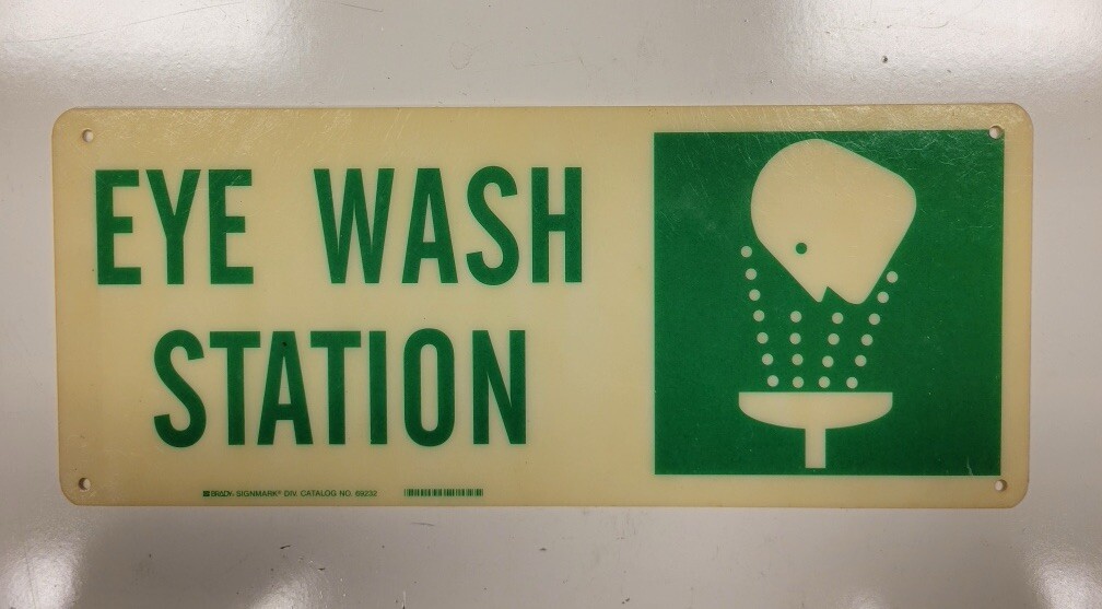 Brady Signmark Fiberglass Eye Wash Station Sign 17×7” Inch 69232 Green On White