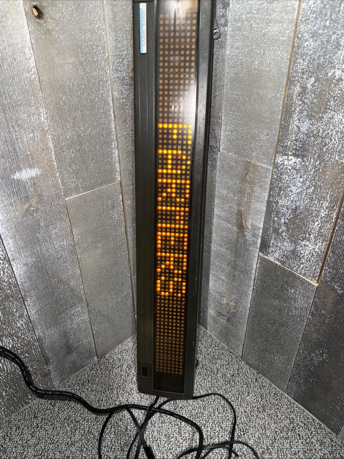 Adaptive BetaBrite 26″ Programmable LED Sign Model 213C *no Remote* Read