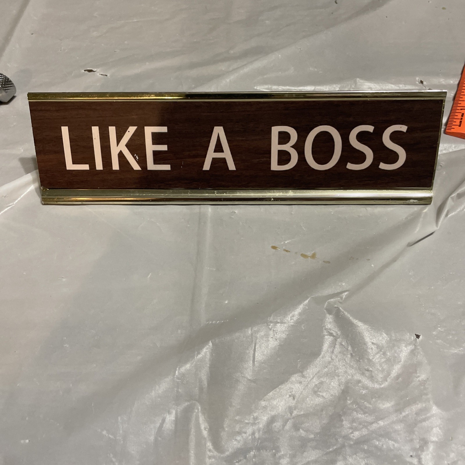 Faux Wood Grain “Like a Boss” Office Desk Sign, novelty nameplate funny C8