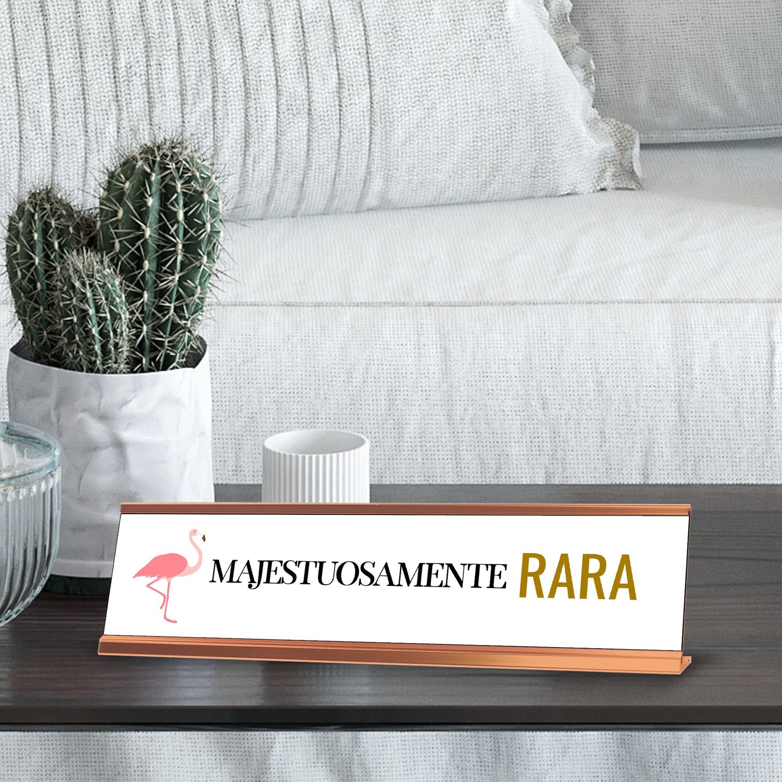 Majestuosamente Rara, Flamingo Gold Frame Desk Sign (2 x 8″)